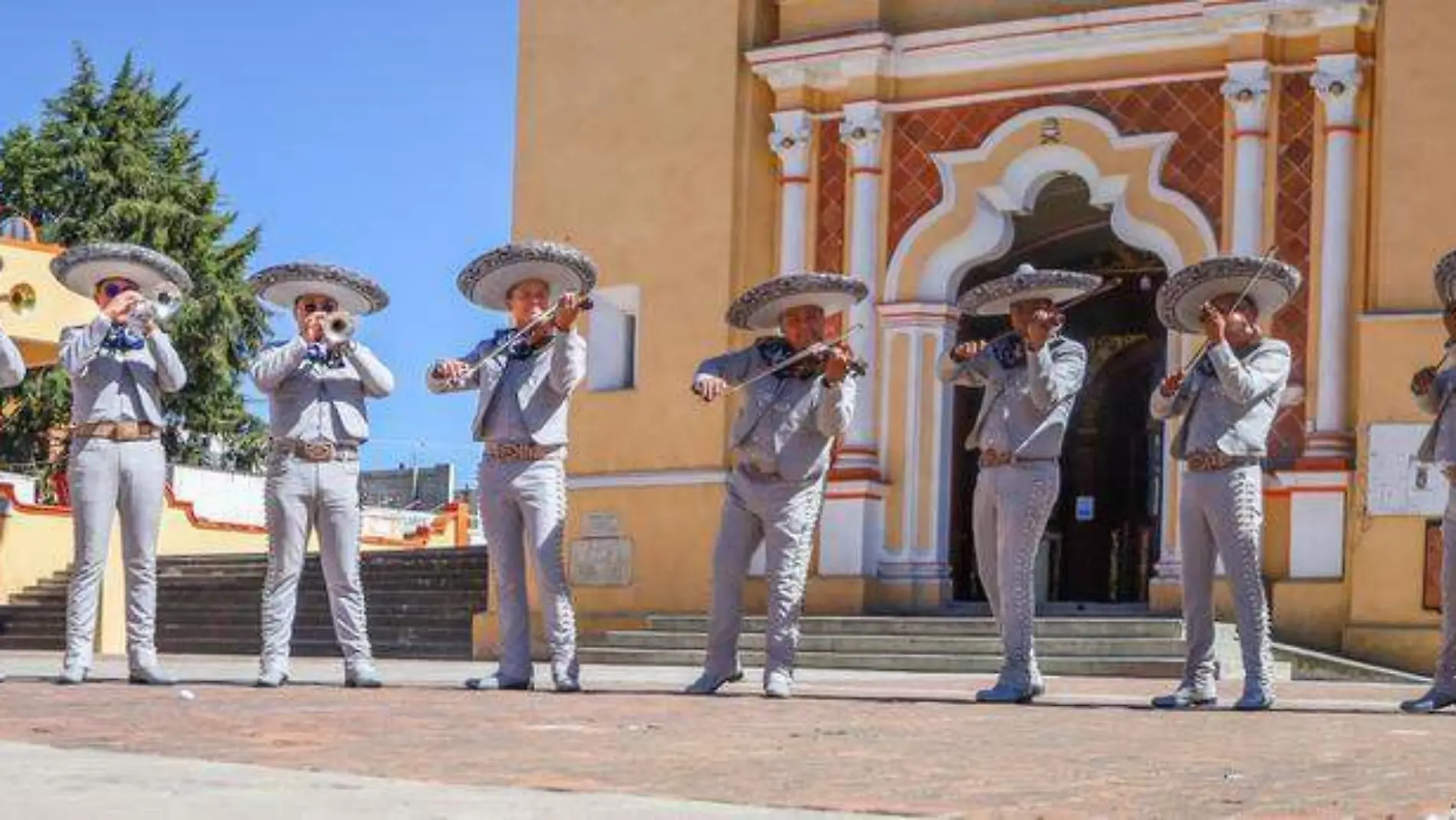 Mariachis, músicos